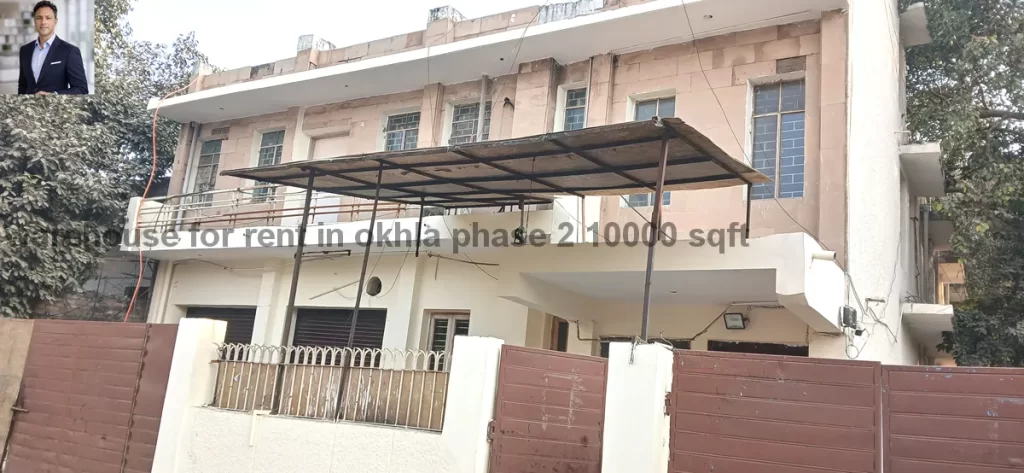 Warehouse for rent in Okhla Phase 2 10000 sqft industrial space with high ceiling and wide entry gate